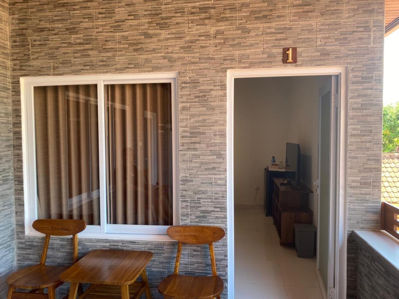 Manis Guest House Seminyak Eksteriør bilde